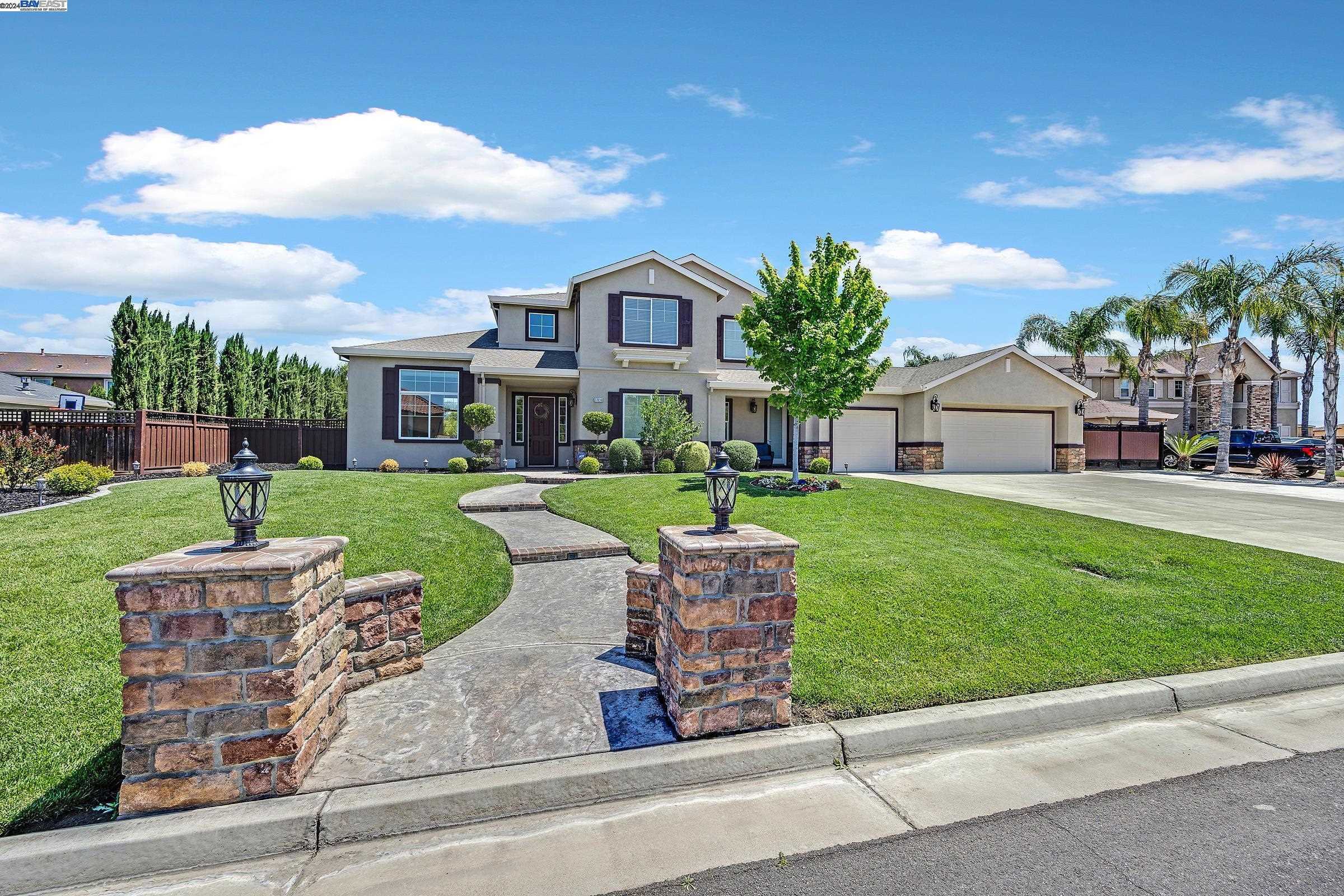 photo 1: 27836 Gerhart Ln, Tracy CA 95304