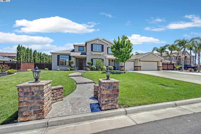 photo 2: 27836 Gerhart Ln, Tracy CA 95304