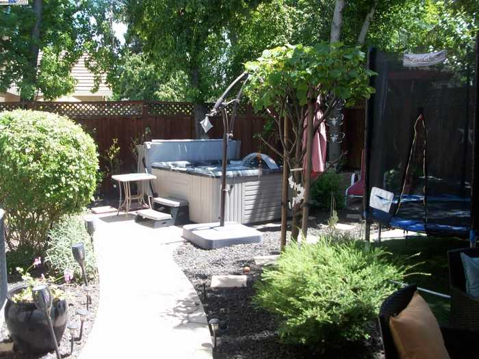 photo 19: 988 New Holland Ct, Brentwood CA 94513