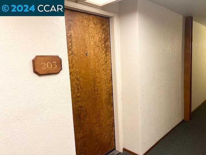 photo 2: 1400 Carpentier St Unit 203, San Leandro CA 94577