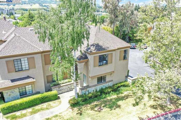 photo 2: 410 Canyon Woods Pl Unit D, San Ramon CA 94582