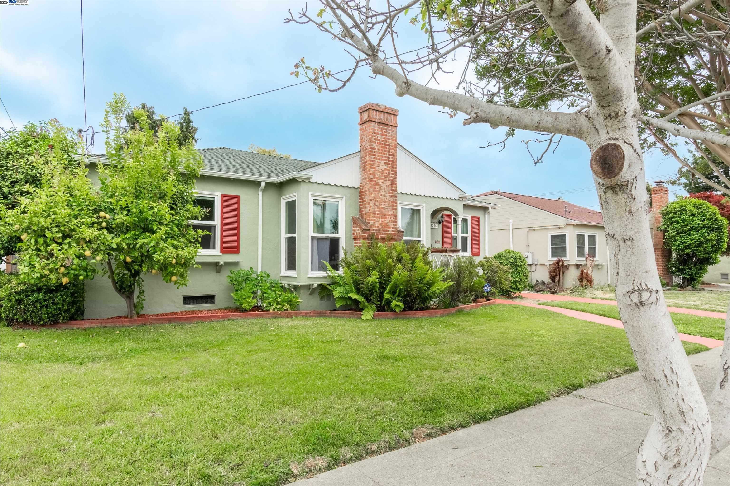 photo 3: 255 Bowling Green St, San Leandro CA 94577