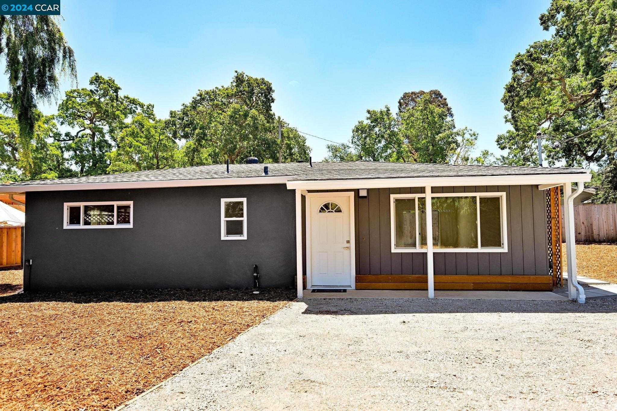 photo 2: 2013 Oak Park Blvd, Pleasant Hill CA 94523