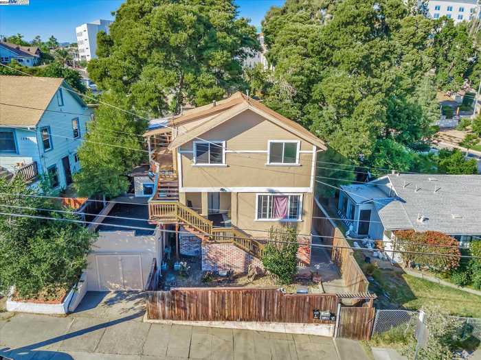 photo 1: 1396 E 27Th St, Oakland CA 94606