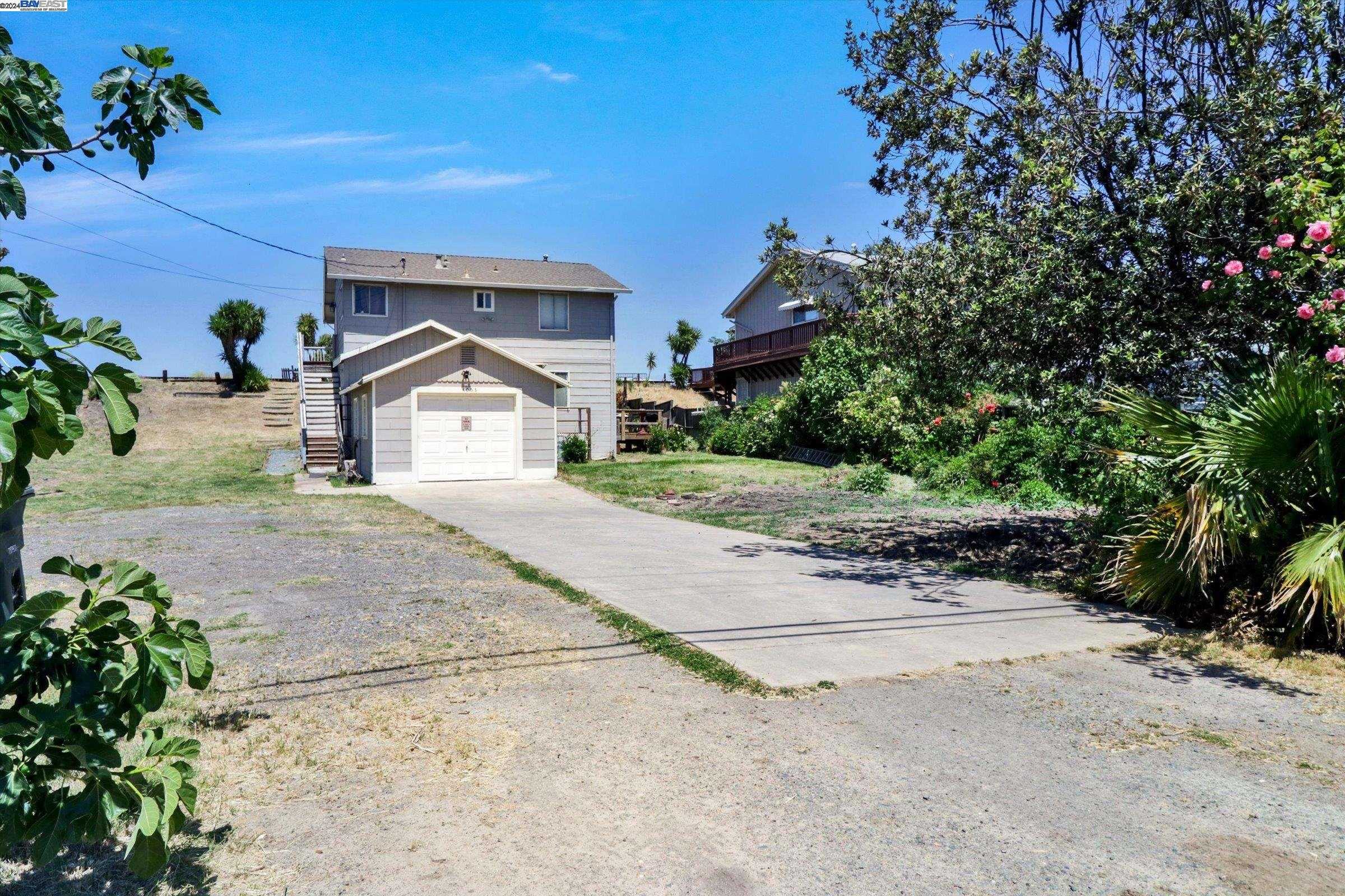 photo 2: 4053 Willow Rd, Bethel Island CA 94511