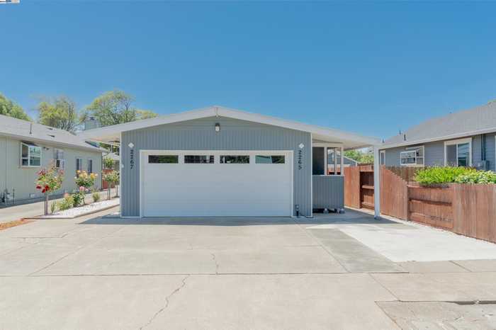 photo 2: 2265 Cherry St, San Leandro CA 94577