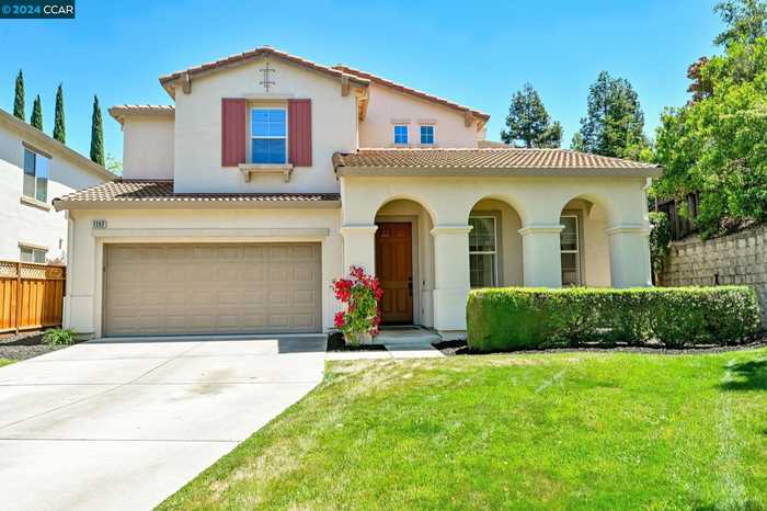 photo 2: 1262 Peregrine Ct, Concord CA 94521