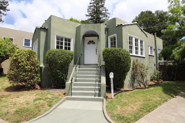 photo 1: 3900 LAUREL AVENUE, Oakland CA 94602