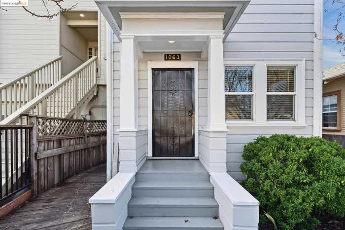 photo 1: 1063 48th, Emeryville CA 94608