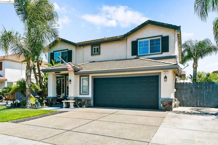 photo 1: 242 Amesbury, Discovery Bay CA 94505