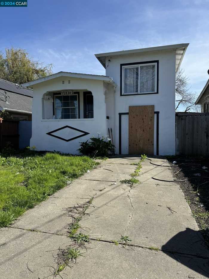 photo 2: 304 105th Avenue, Oakland CA 94603