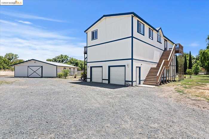 photo 2: 2325 Taylor Road, Bethel Island CA 95219