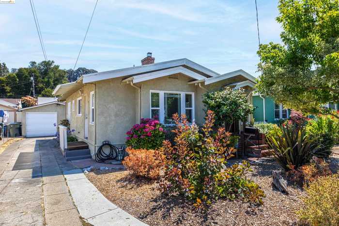 photo 1: 225 Julius St, San Leandro CA 94577