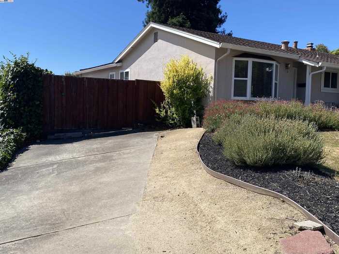 photo 2: 201 Ramon Pl, San Ramon CA 94583