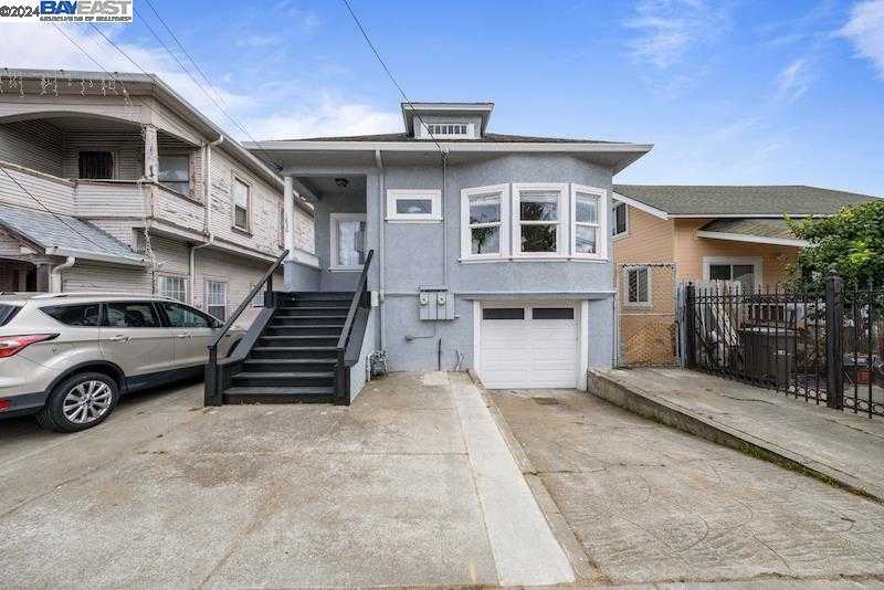 photo 2: 1836 39Th Ave, Oakland CA 94601