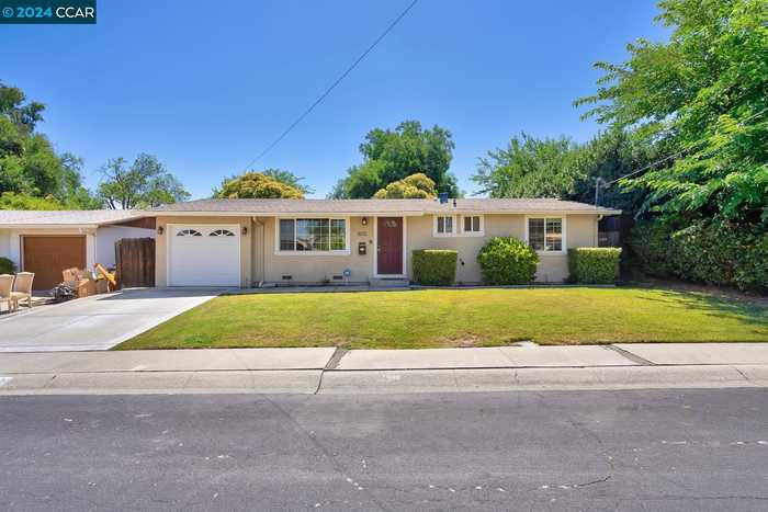 photo 2: 3012 Tosca Way, Concord CA 94520