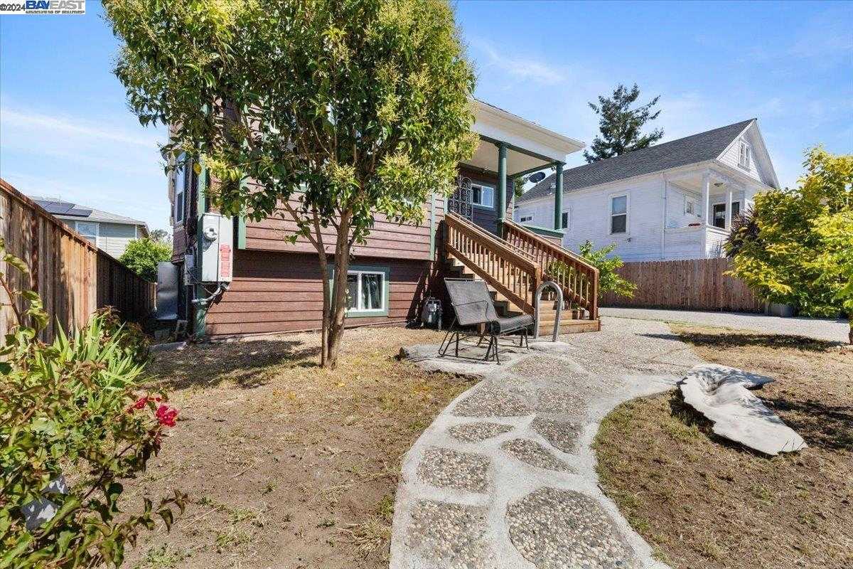 photo 3: 3060 Pleitner Ave, Oakland CA 94602