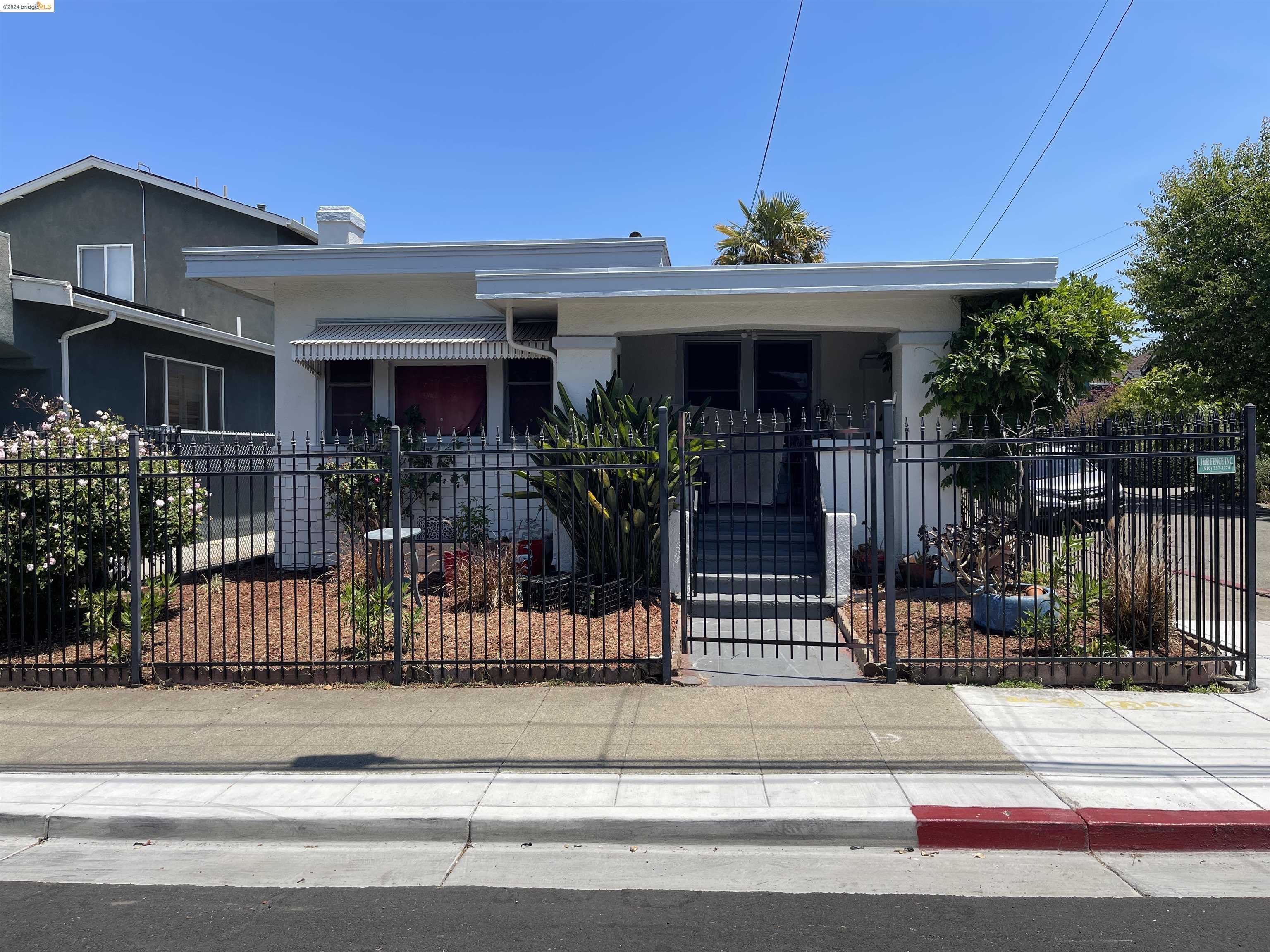 photo 1: 5738 Gaskill Street, Oakland CA 94608