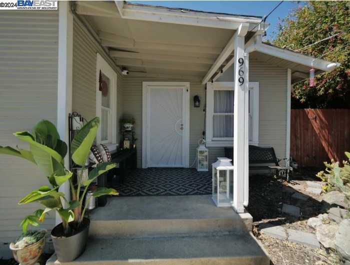 photo 2: 969 Folsom Avenue, Hayward CA 94544