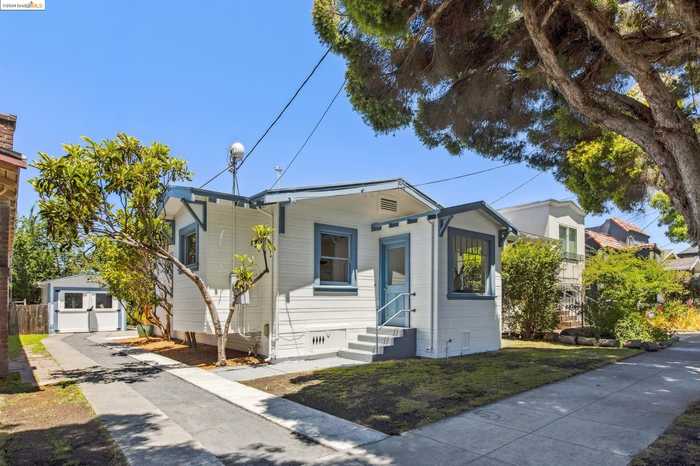 photo 2: 1327 Carrison St., Berkeley CA 94702