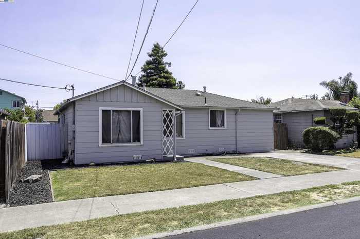 photo 2: 172 Hunter Ave, Oakland CA 94603