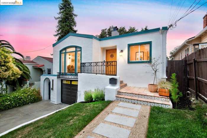 photo 1: 2545 Best Ave, Oakland CA 94601