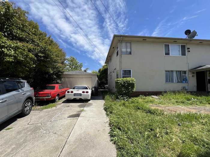 photo 14: 10926 Bancroft Ave, Oakland CA 94603