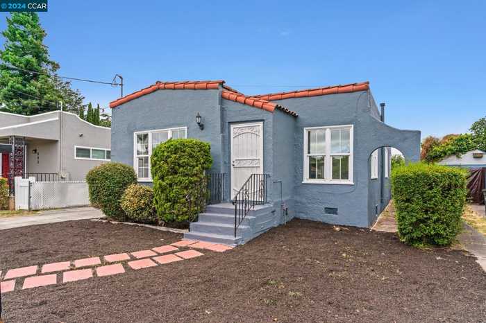 photo 2: 535 E Merle Ct, San Leandro CA 94577