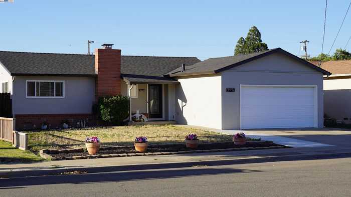 photo 1: 3936 Yale Way, Livermore CA 94550