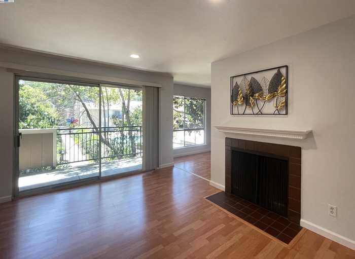 photo 1: 9025 Alcosta Blvd Unit 262, San Ramon CA 94583