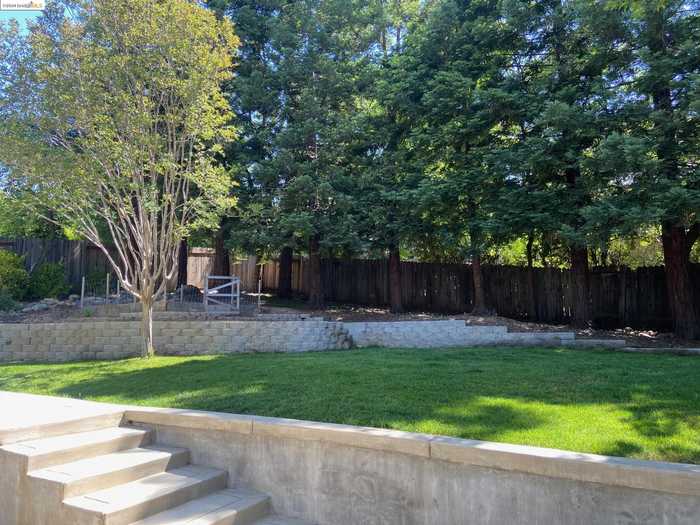 photo 2: 3391 Turner Cir, Cameron Park CA 95682