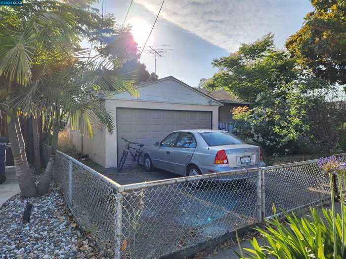 photo 2: 751 Odonnell Avenue, San Leandro CA 94577