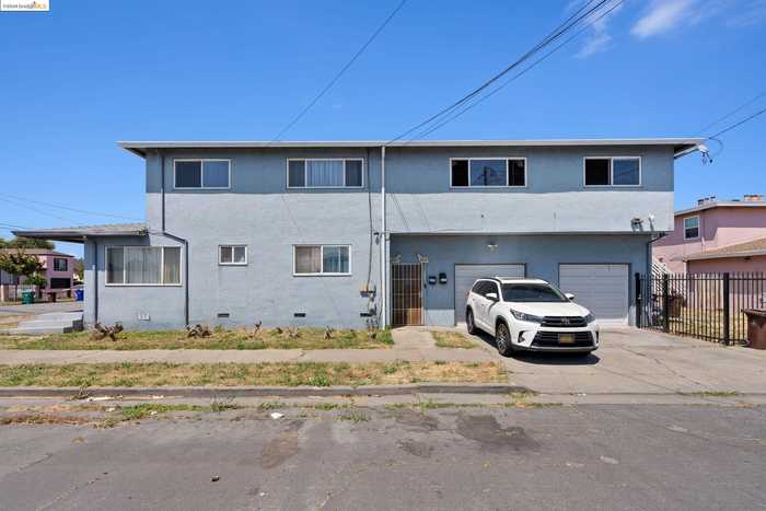 photo 1: 733 Maine Ave., Richmond CA 94804