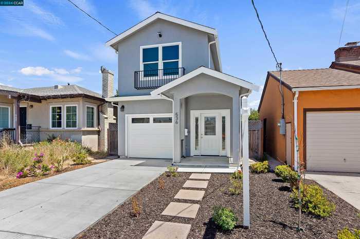 photo 2: 536 37th Street, Richmond CA 94804