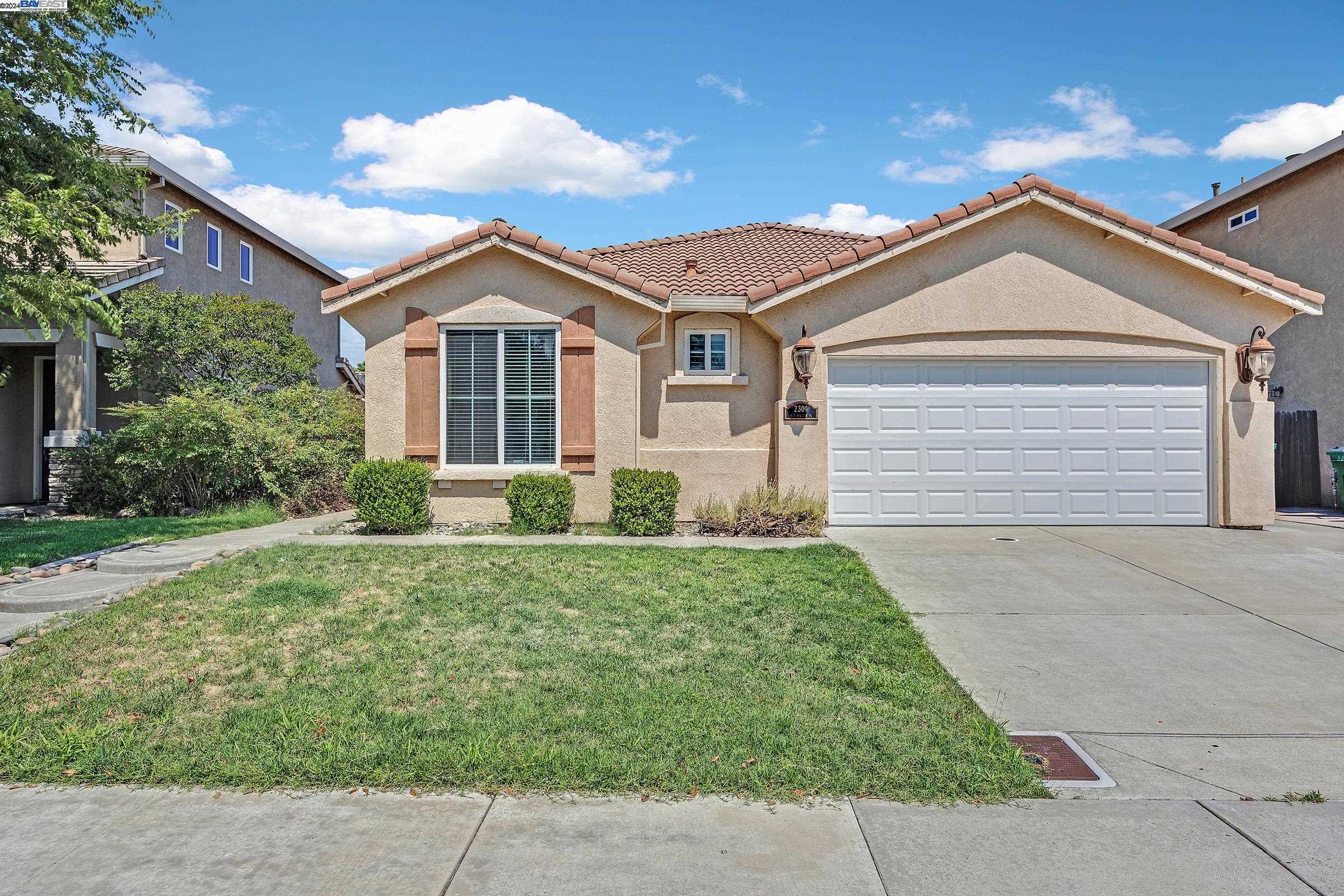 photo 2: 2309 Autumn Oak Pl, Stockton CA 95209