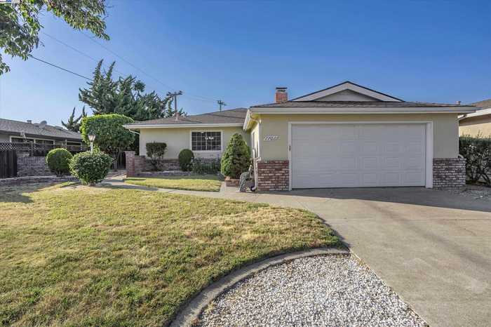 photo 1: 1701 Horner Way, Fremont CA 94536