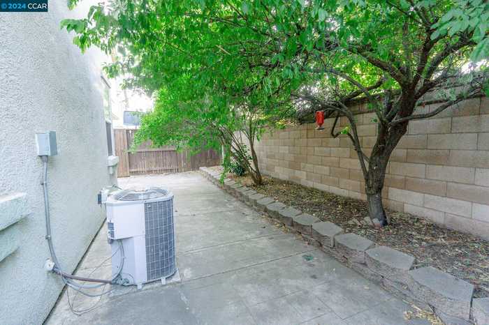 photo 40: 8133 Shay Cir, Stockton CA 95212