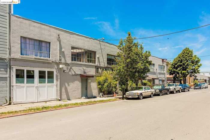 photo 1: 1312 4Th St, Berkeley CA 94710