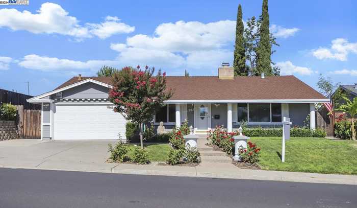 photo 1: 1961 Evans St, Livermore CA 94550