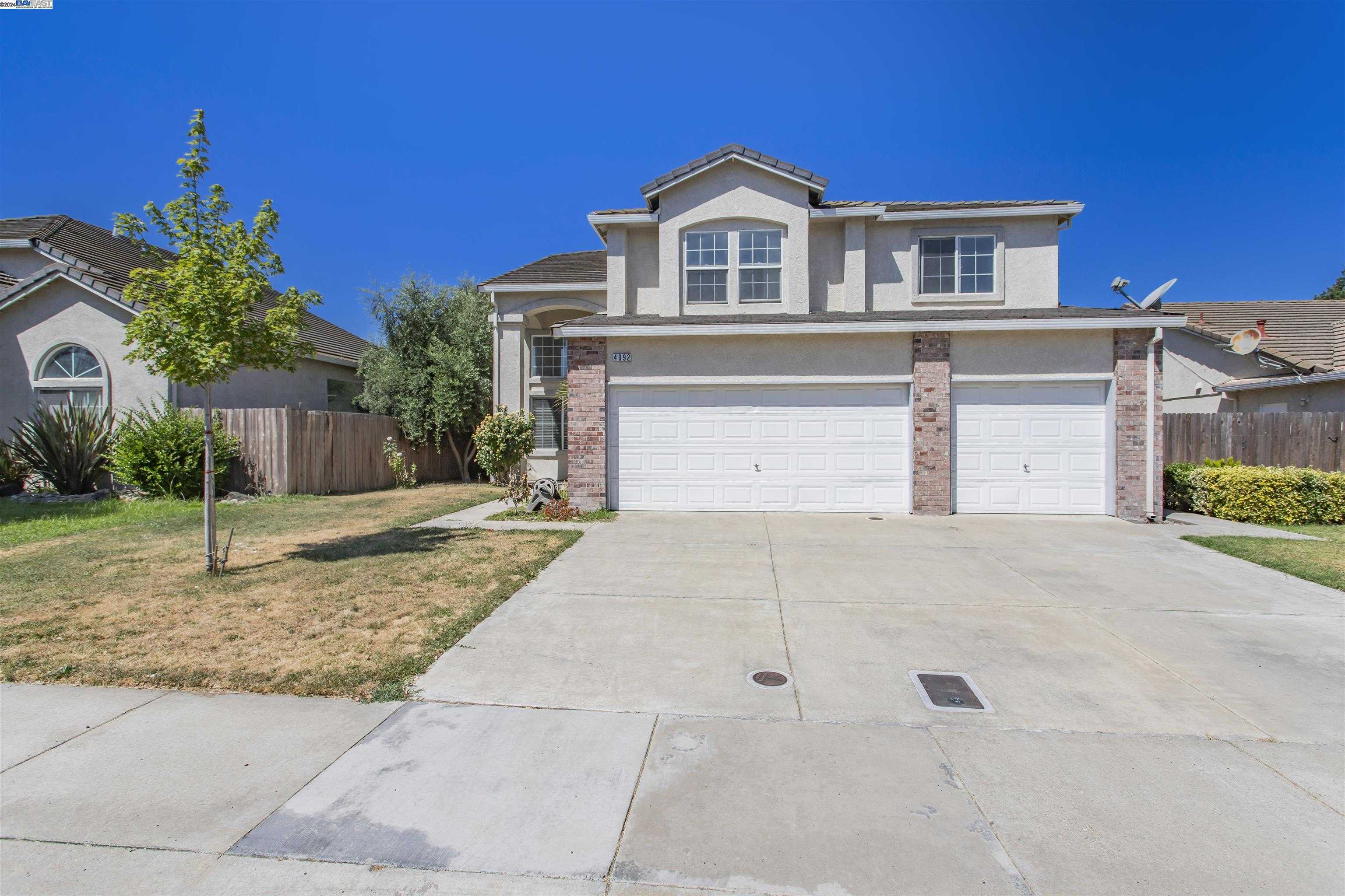 photo 1: 4092 Black Butte Cir, Stockton CA 95209