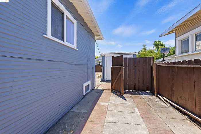 photo 27: 2242 108Th Ave, Oakland CA 94603