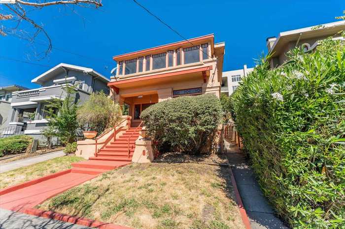 photo 2: 3531 Lakeshore Ave, Oakland CA 94610