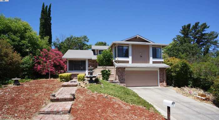 photo 1: 1439 Huston Rd, Walnut Creek CA 94597