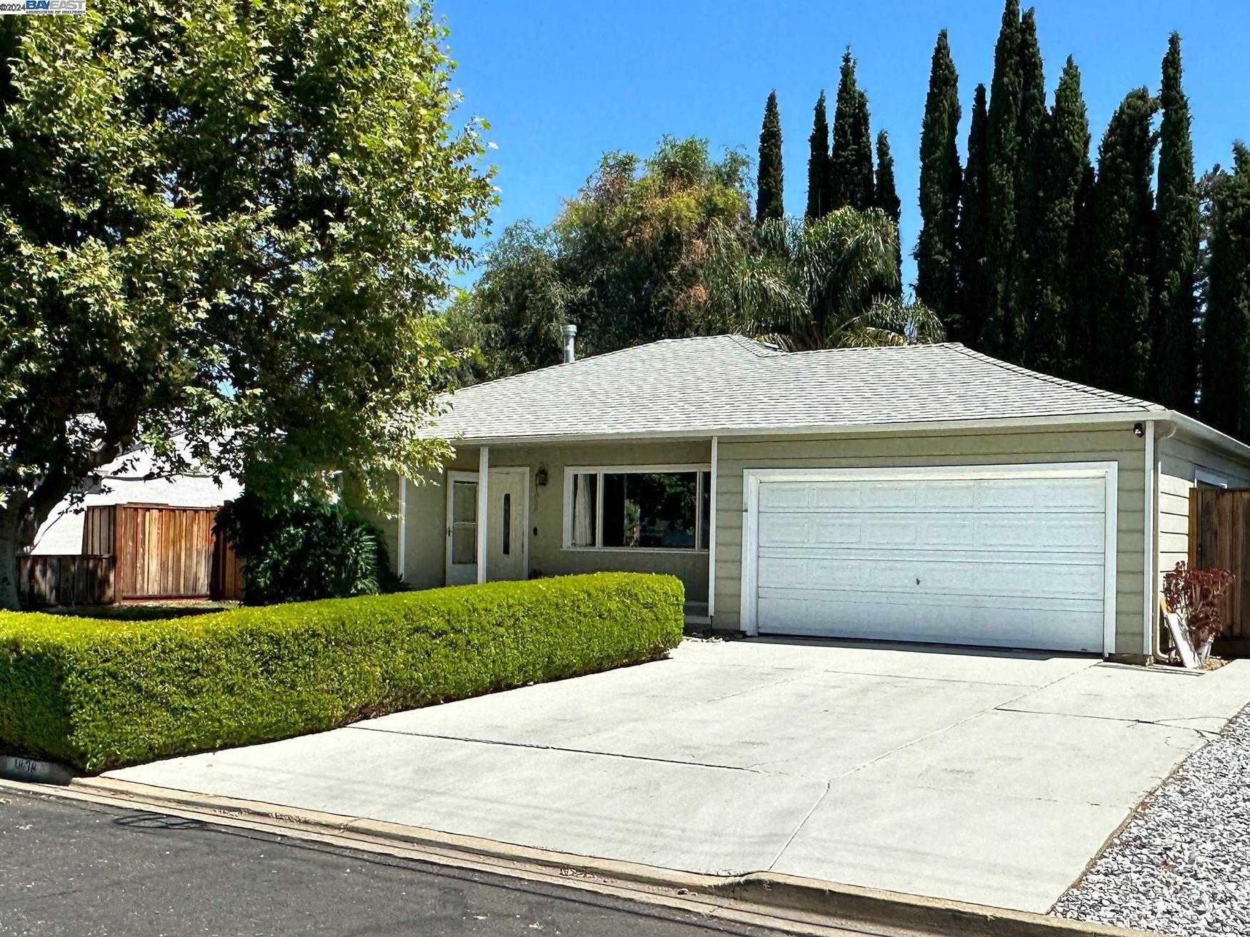 photo 1: 1838 Noemi, Concord CA 94519