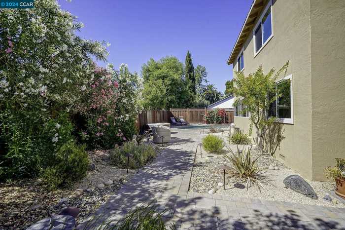 photo 32: 2650 Lyon Cir, Concord CA 94518