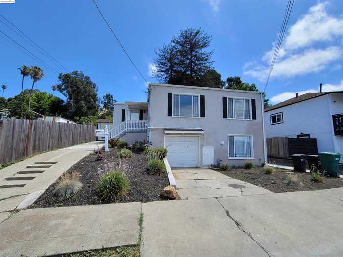 photo 2: 7856 Ney Ave, Oakland CA 94605