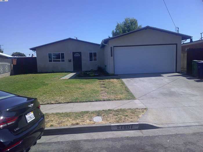 photo 1: 27607 orlando ave, Hayward CA 94545