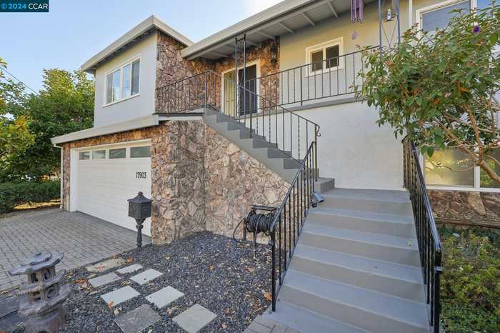 photo 2: 17903 Beardsley St, Castro Valley CA 94546