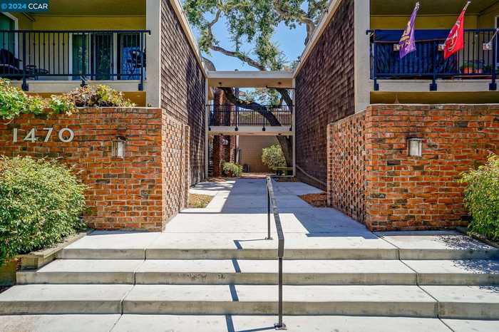 photo 34: 1470 Creekside Dr Unit 42, Walnut Creek CA 94596