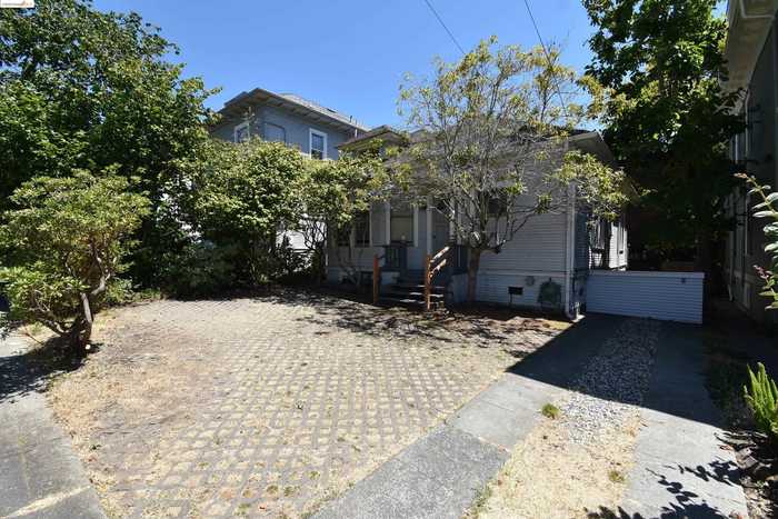 photo 17: 2016 Delaware St Unit Front House, Berkeley CA 94709